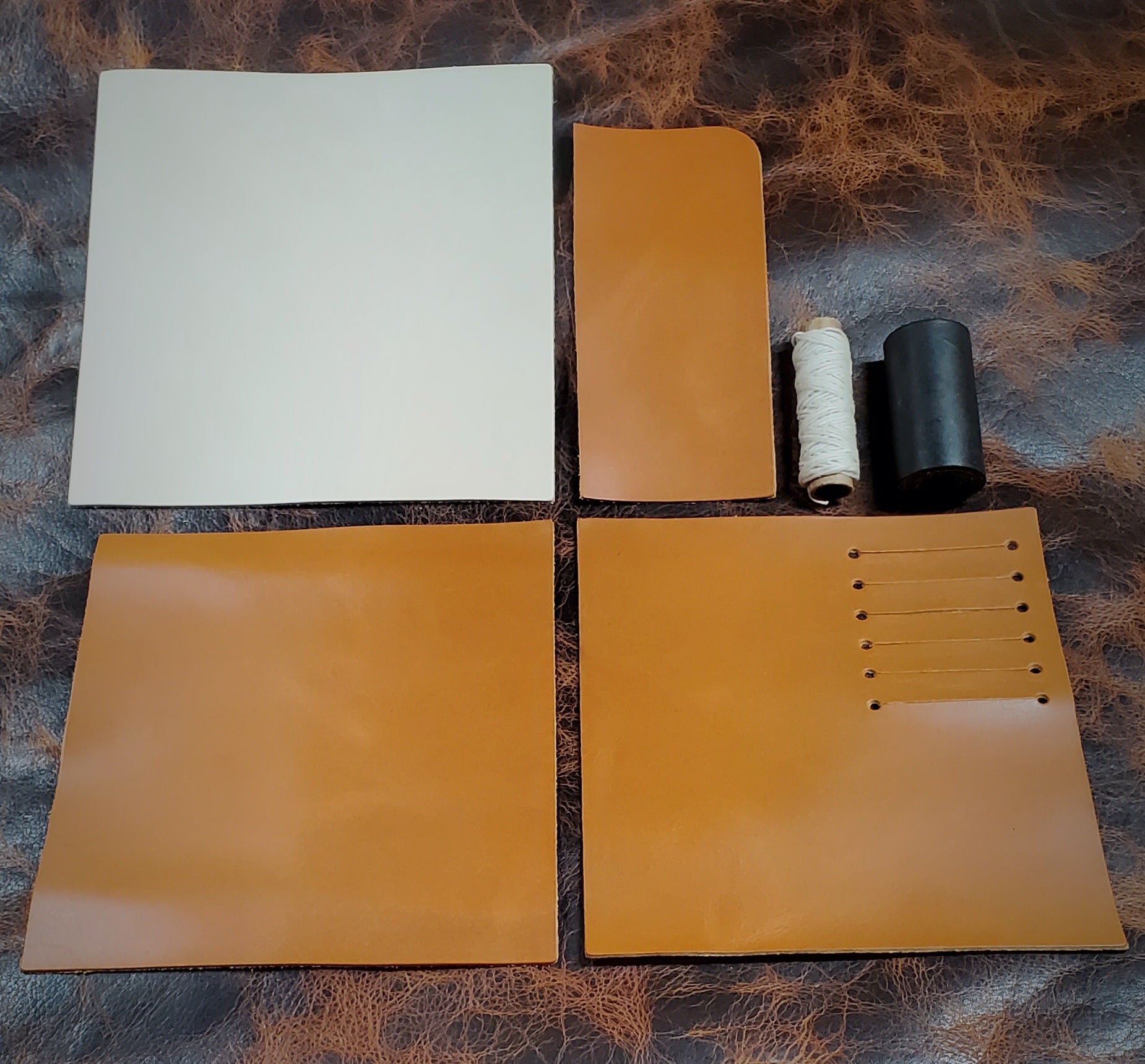 The Maker's Roper Wallet - Kit – Maker's Leather Supply