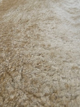 Load image into Gallery viewer, Light Caramel Wool Shearling