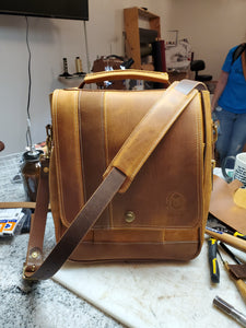 The Maker's Man Sack Messenger Bag Kit