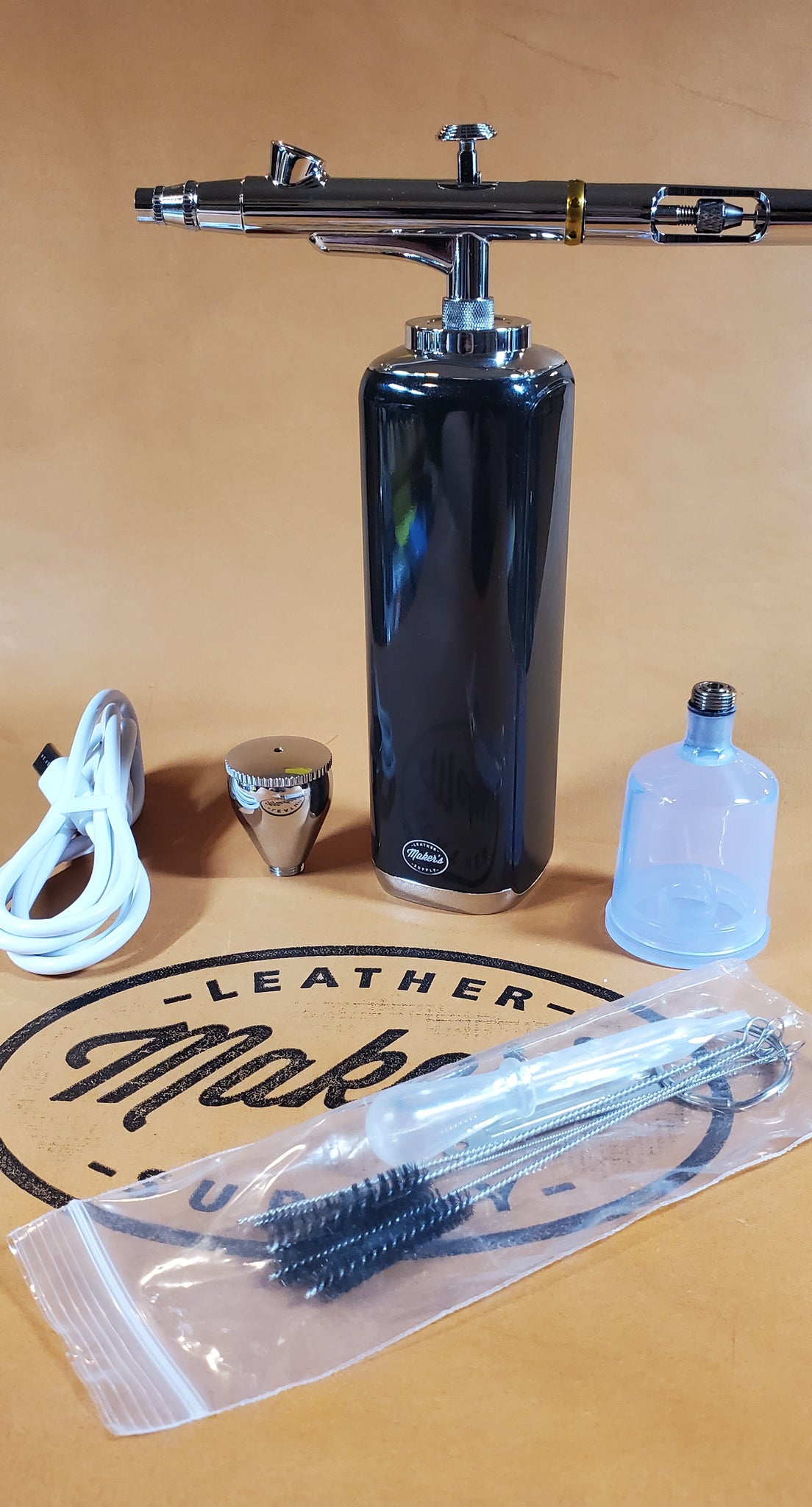 NEW! Maker's Cordless All-in-One Handheld Air Brush Kit in 2 Sizes/Col –  Maker's Leather Supply