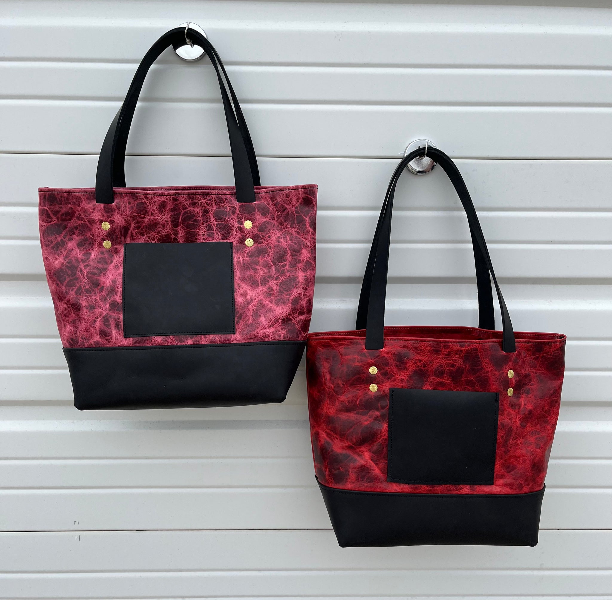 Two sales tone tote